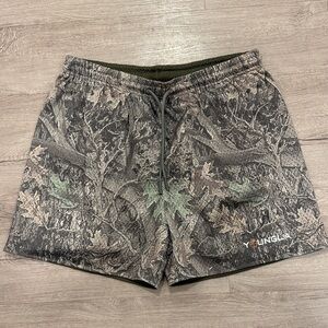 Young LA reversible mesh shorts.  Camo/olive green. Size XL.